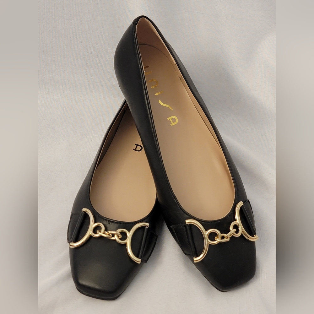 Unisa Black Loafers with Gold Chain Accent Size 7.5M